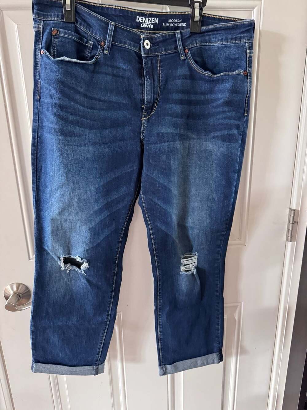 Denizen From Levi's Modern Slim Boyfriend Size 16 - W33 Distressed Jeans